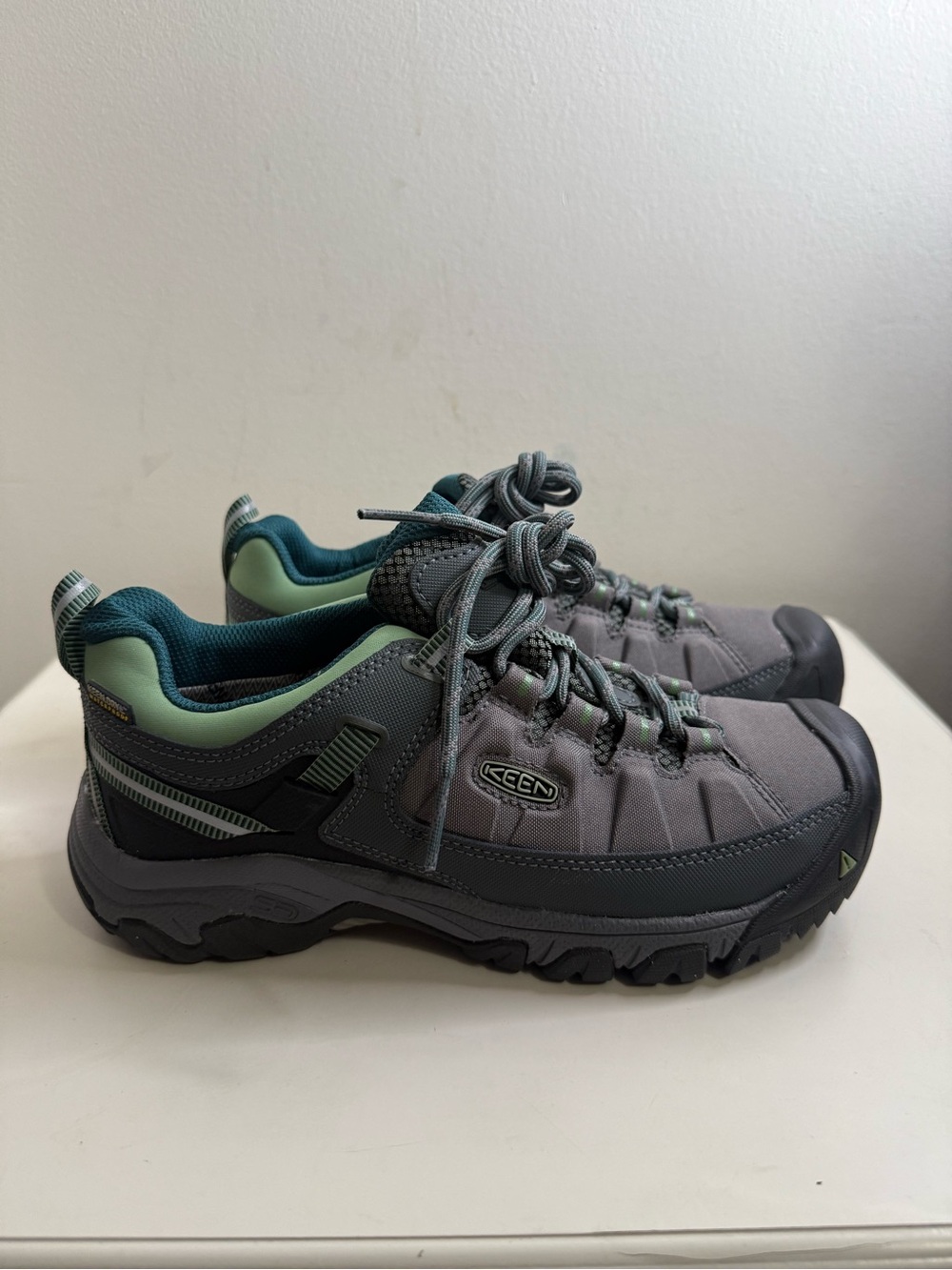 KEEN Targhee EXP WP Hiking Shoes